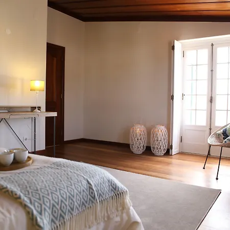 בית הארחה Louro