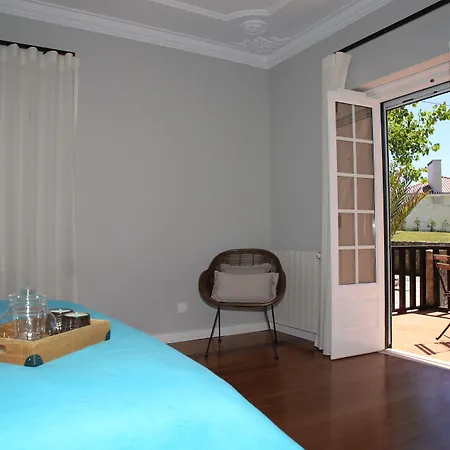 Louro בית הארחה