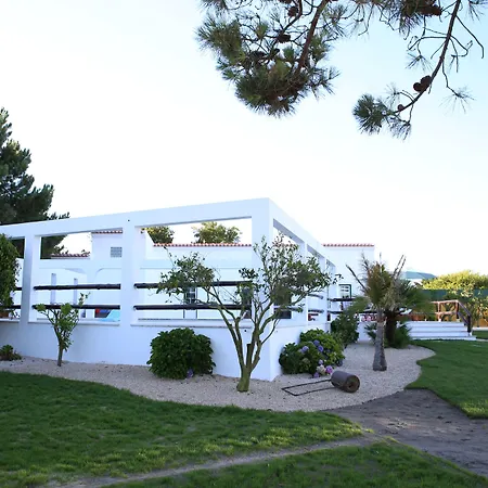 בית הארחה Louro 4*