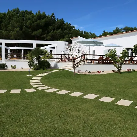 בית הארחה Louro 4*