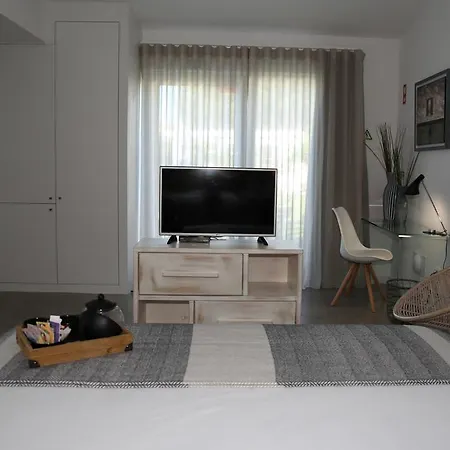 Louro Santa Cruz (Oeste)